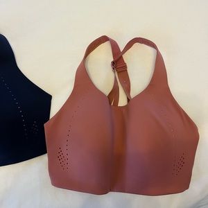 Lululemon Sports Bra, never worn, pink